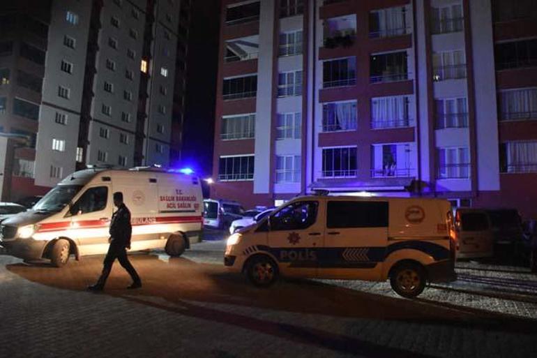 Ellerini plastik kelepçeyle bağladı, iki kardeşi infaz etti Ailenin geçmişindeki acı sır