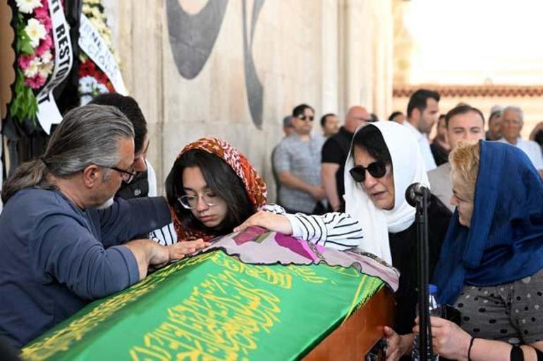 Vahşice katledilen Bahar Aksunun teyzesi konuştu: Babası zengin olduğu için peşini bırakmadı