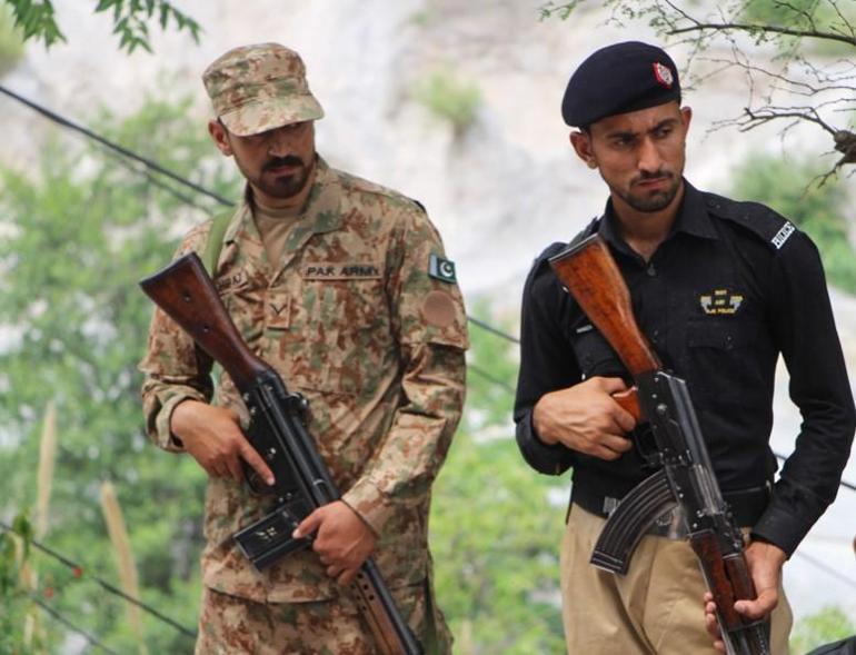 Pakistan hazır dedi, Gujarat katliamına dikkat çekti Pakistanlı Dış Politika Analisti Fraz Naqvi Milliyet.com.trye konuştu