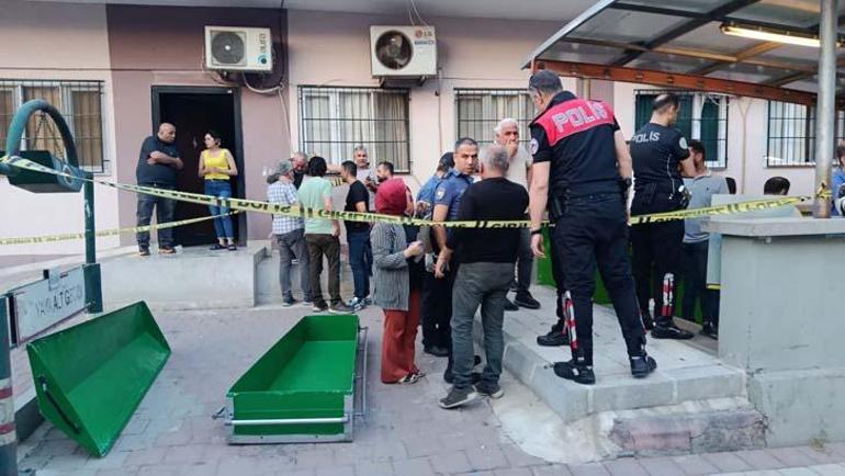 Size anne acısı yaşatacağım diyerek oğlunun yanında eski eşini katletti