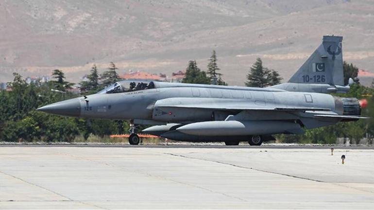 Keşmir alev aldı Pakistan misillemesinde kritik rol: Çin uçakları gereken cevabı verdi