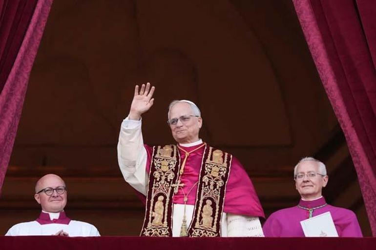 İlk Amerikalı Papa göreve başladı: Papa 14. Leonun ismi ne mesaj veriyor