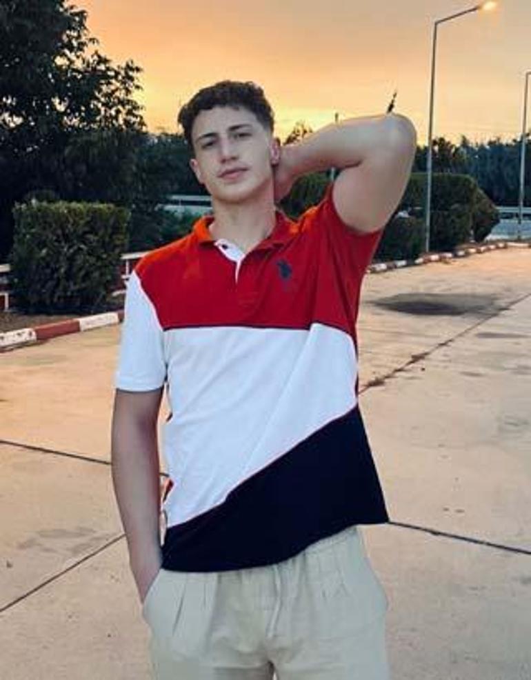 Burdurda feci kaza Trafik levhasına çarpan motosikletteki üniversiteli Berkin bacağı koptu
