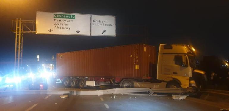 Beylikdüzü’nde TIR faciası Ortalık savaş alanına döndü: 1 ölü, 2 yaralı