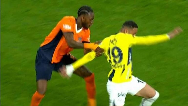 Başakşehir - Fenerbahçe maçı sonrası eski hakemlerden penaltı ve gol iptali çıkışı 2 kırmızı kartı atladı