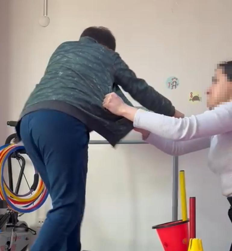 Aileye yanlışlıkla gönderilen skandal kayıt Koşu bandında dayak