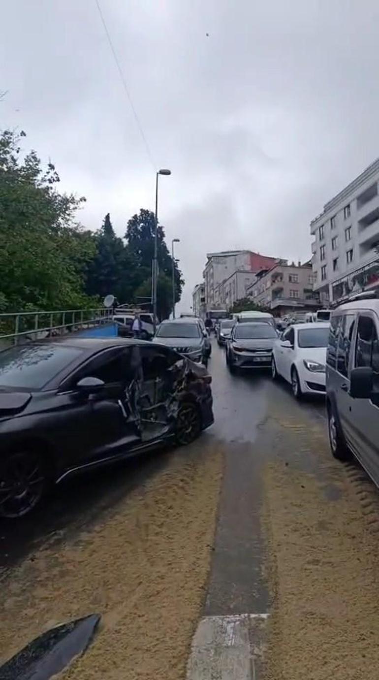 Bayrampaşada iş makinesi ortalığı savaş alanına çevirdi 2 yaralı