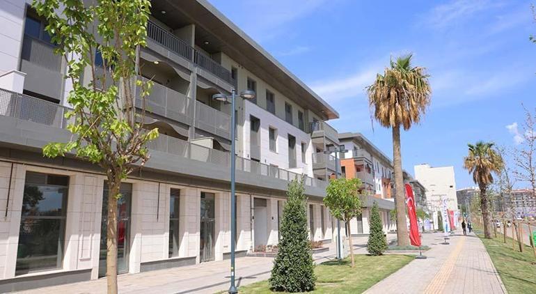 Bakan Kurum duyurdu: Yıl sonuna kadar 453 bin yeni ev ve iş yeri teslim edilecek