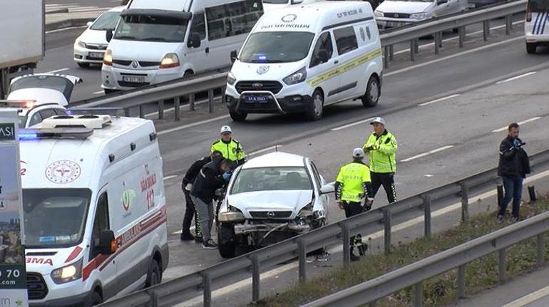 Tuzla’da bariyerlere çarpan otomobil takla atarak savruldu Ölü ve yaralılar var