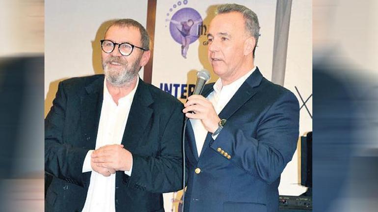 Komşudan dostluk dansı