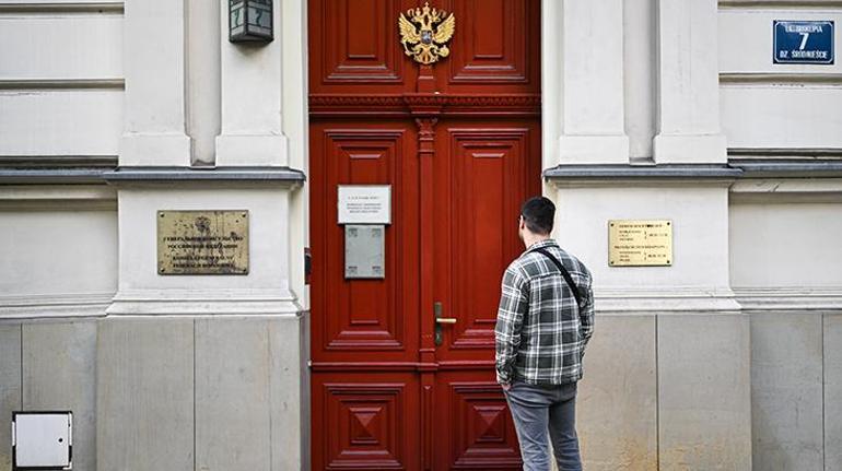 Polonya, Rusyanın Krakow Başkonsolosluğunu kapatma kararı aldı