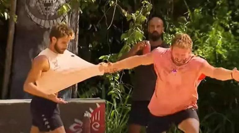 SURVİVOR İSMAİL DİSKALİFİYE Mİ OLUYOR Survivor İsmail-Batuhan Karacakaya arasında yaşananlar konseye taşındı İsmailden ben gideyim direkt yanıtı
