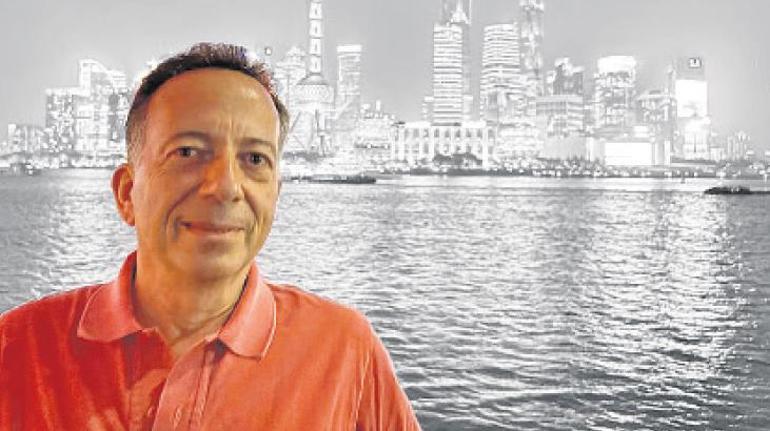 Kadının adı yok ama..