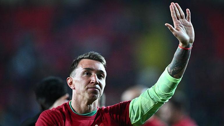 Galatasarayda Icardiden Musleraya mesaj: Bir yıl daha