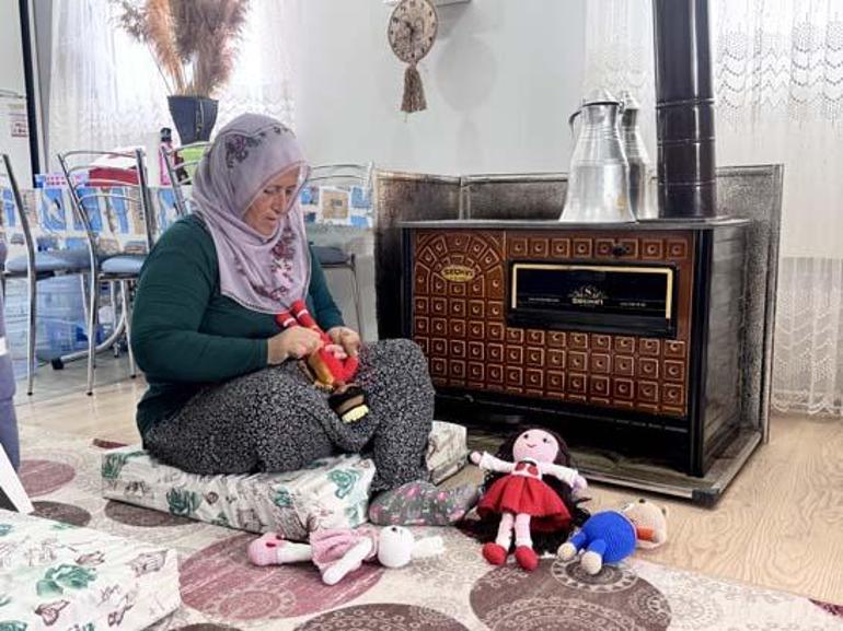 Kayserili Galatasaray hayranı kadından yıldız golcüye orijinal bir hediye: Bir hafta uğraştım