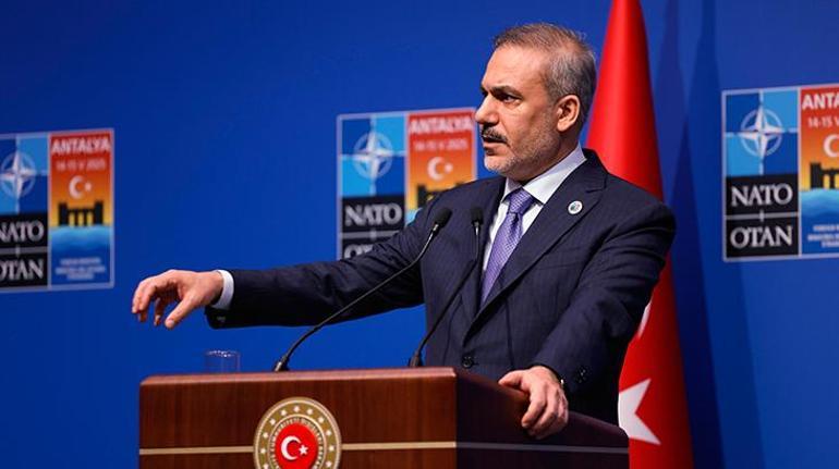 Son dakika Dışişleri Bakanı Hakan Fidandan NATO toplantısı sonrası önemli açıklamalar: Kalıcı barış için çabalıyoruz