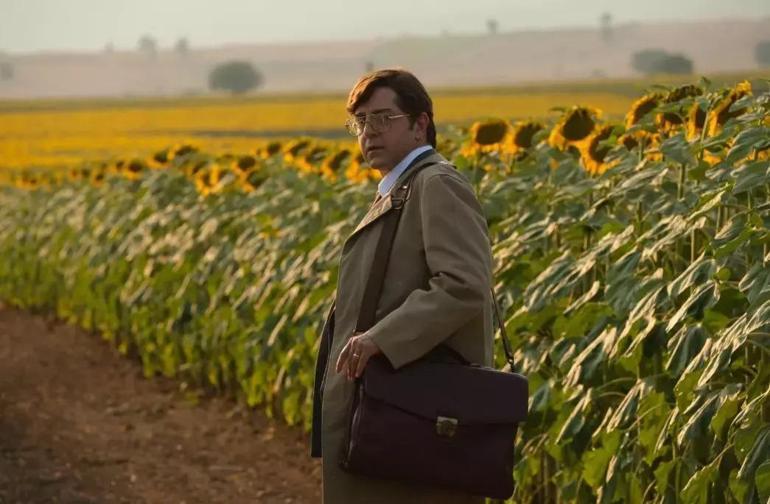Sadık Ahmet filmi konusu nedir ve oyuncuları kimler Sadık Ahmet kimdir, nereli ve kaç yılında öldü