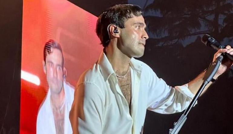 Mert Demirden imaj değişikliği Sevenlerinden tam not aldı