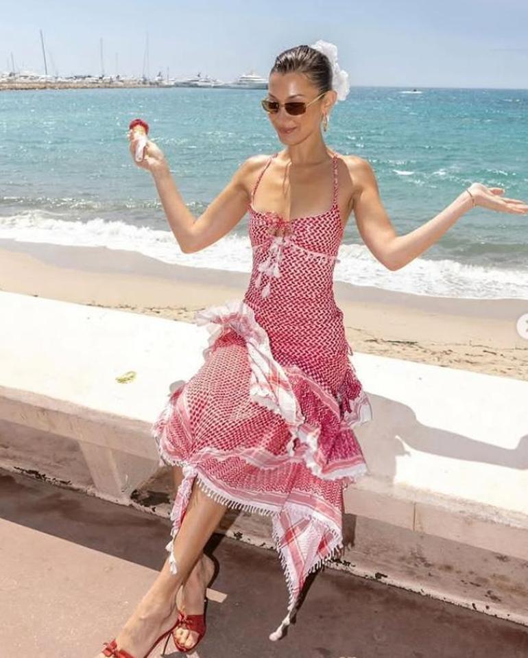 Dünyaca ünlü model Bella Hadid imaj değişikliğine gitti İşte yeni saçları