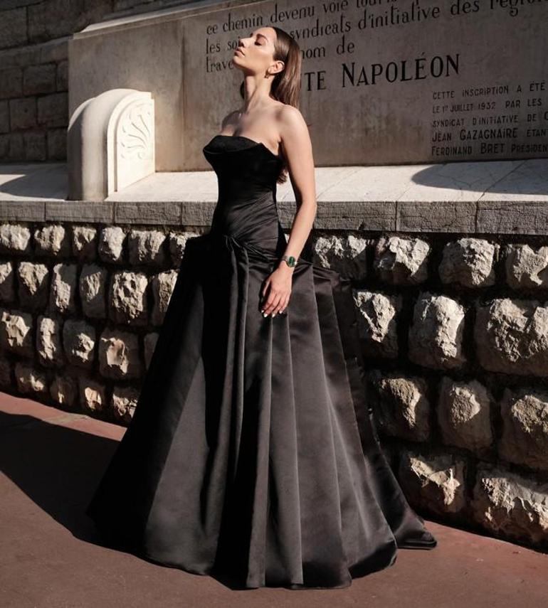 Özge Özacar Cannes sokaklarında Kırmızı halı pozlarına Instagramda beğeni yağdı