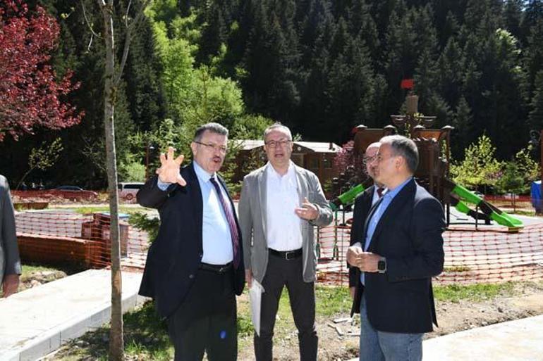 Uzungölde yoğun trafiğe otopark ve ring sistemi uygulaması
