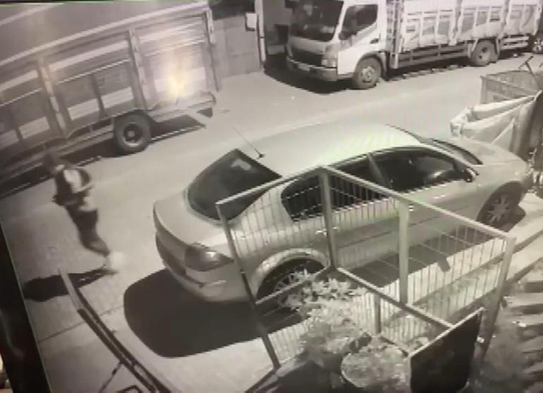 İş insanına haraç tuzağı Mini etek giyince kadın olduğu anlaşıldı