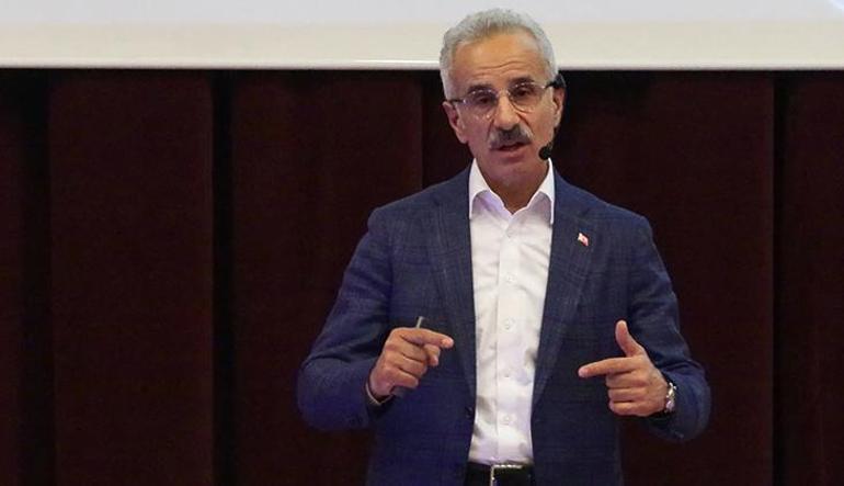 Bakan Uraloğlu süper hızlı tren projesini anlattı: Ankara-İstanbul arası 80 dakikaya inecek