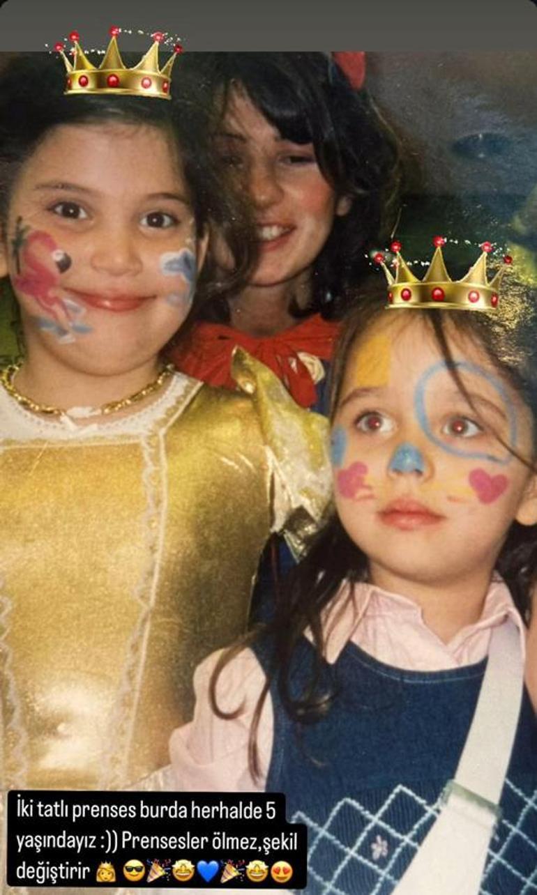 Fotoğraftaki iki ünlü ismi tanıdınız mı Meğer çocukluktan beri arkadaşlarmış...