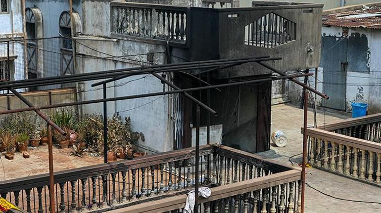 Son dakika Hindistanda otel yangını: En az 17 ölü