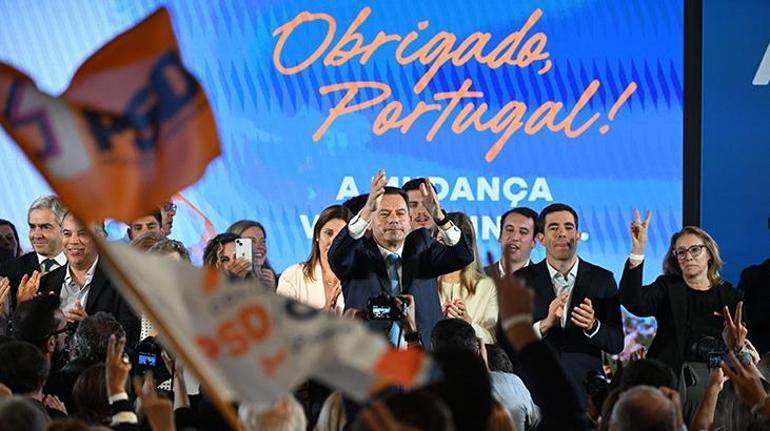Portekizde sağ ittifak seçimleri kazandı, aşırı sağ yükseldi, sol parti çöktü