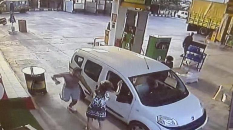 Fethiyede akaryakıt istasyonunda kadına şiddet Defalarca yumrukladı