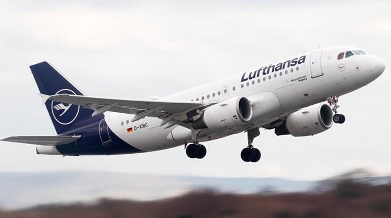 Pilot bayıldı, kontrolsüz kalan uçak 10 dakika pilotsuz uçtu