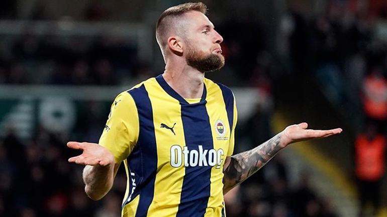 Fenerbahçeli taraftarlar Eyüpspor maçında sadece 1 futbolcuyu alkışladı