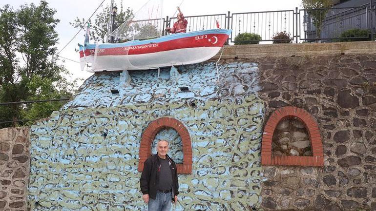 Karadeniz aklı yine iş başında 38 yıllık kayığını evine taşıdı: Bu sitenin adresini herkes bilir