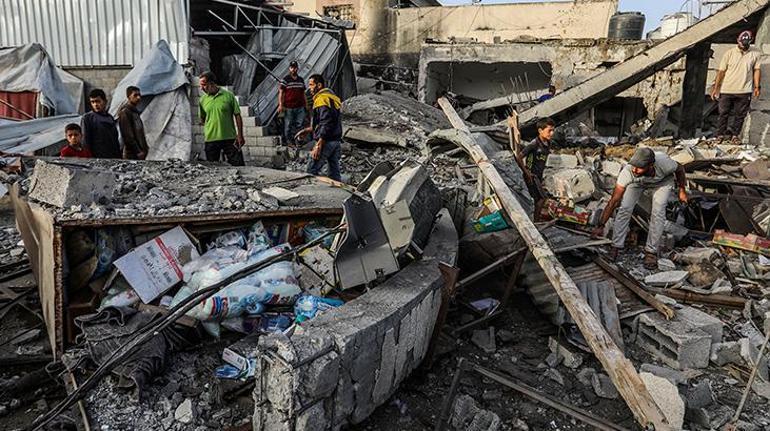İsrailin Gazzeye düzenlediği saldırılarda 45 Filistinli hayatını kaybetti