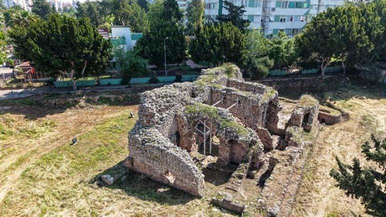Yer: Antalya Lüks konutların arasında zamanan direnen hazine