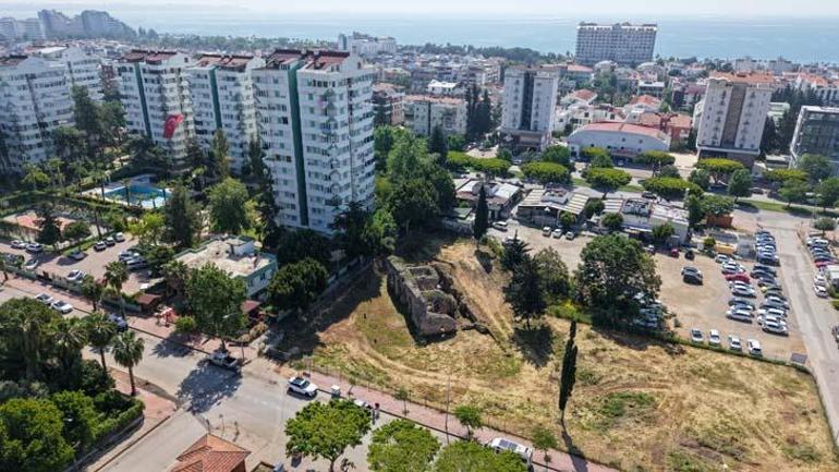 Yer: Antalya Lüks konutların arasında zamanan direnen hazine