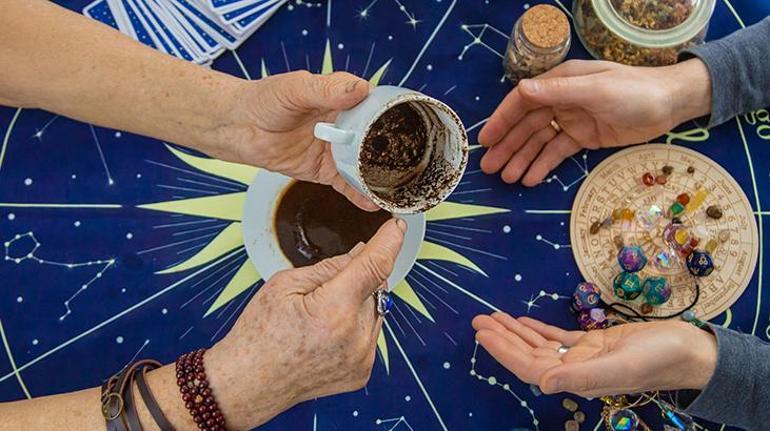 Yapay zekaya fal baktırdı Duydukları yüzünden kocasından boşandı