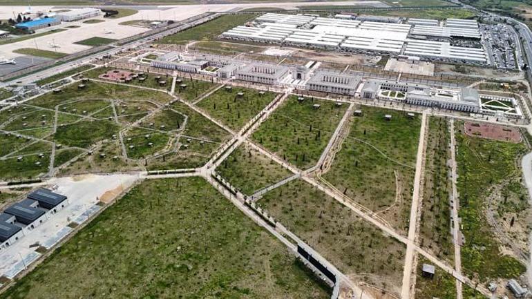 Atatürk Havalimanının son hali görüntüledi Türkiyenin en büyük şehir parkı