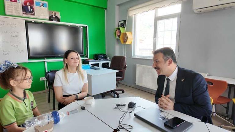 Elison 6745 4üncü sınıf öğrencisi öğrencinin pet şişeden yaptığı proje gündem oldu