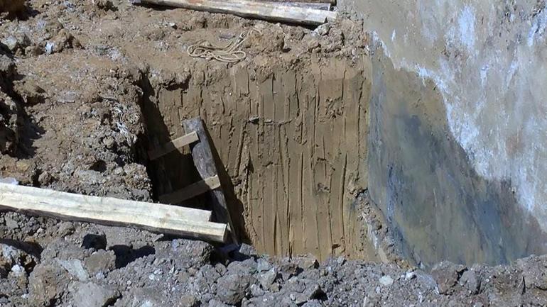 Sancaktepede toprak kayması 3 işçi yaralandı