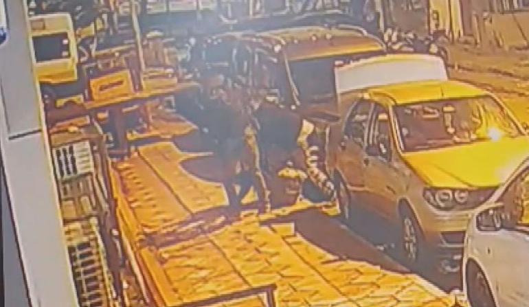 İstanbulda saniye saniye çocuk kaçırma girişimi kamerada