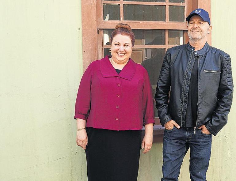 Adile Naşitin gülüşüne iki hafta çalışmış ‘Seyirciyi ağlatmak niyetimiz yok’