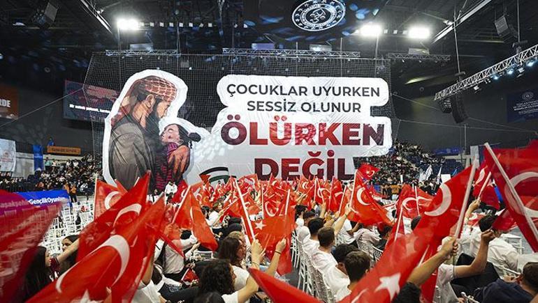 Bakan Aşkın Bak: Türkiyenin gençleri gümbür gümbür geliyor