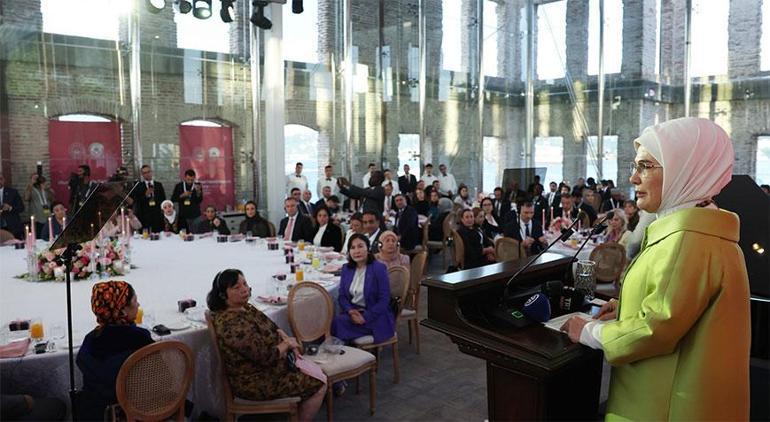 Emine Erdoğandan Uluslararası Aile Forumu paylaşımı: Aile insanlığın en kıymetli hazinesidir