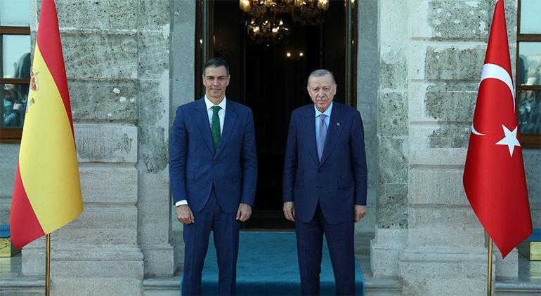Dolmabahçede kritik zirve Erdoğan, Pedro Sanchezi kabul etti
