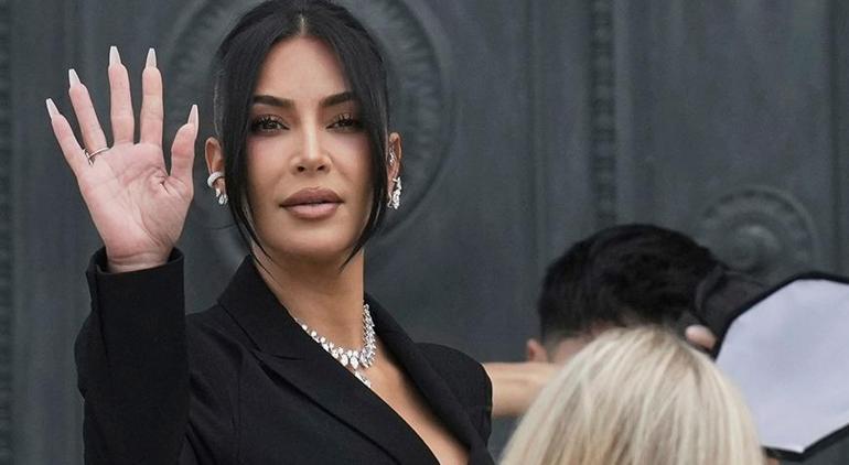 Dünyanın konuştuğu dava Kardashian’ı bağlamışlardı, konuşmakta zorlandı