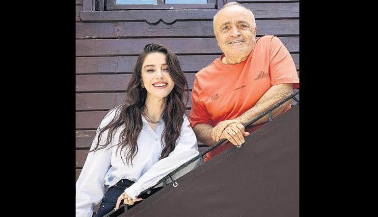 Özge Gürel: Instagram yerine defterime yazıyorum