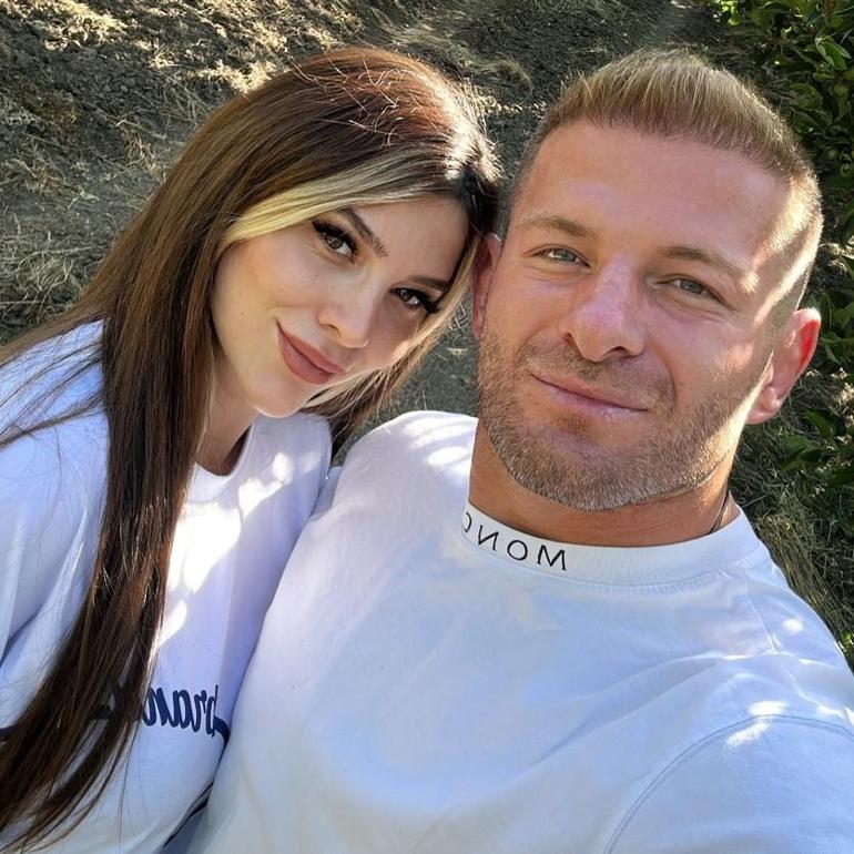 Survivor İsmail Balaban baba olmak için gün sayıyor Eşiyle aşk dolu yeni pozlar