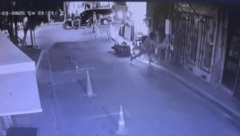 İstanbulda dehşet anları Kızına şiddet uygulayan çocuğun babasını bıçakladı